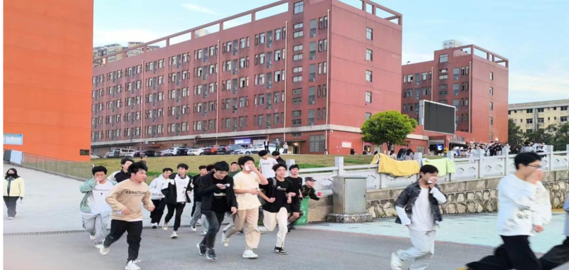 火灾疏散逃生大演练图片3.png