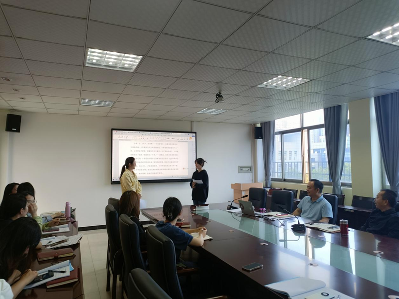辅导员素质能力提升专题研讨会3.png