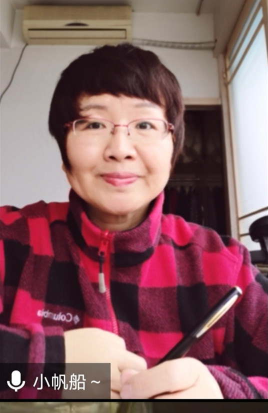 莫文娟讲话.jpg